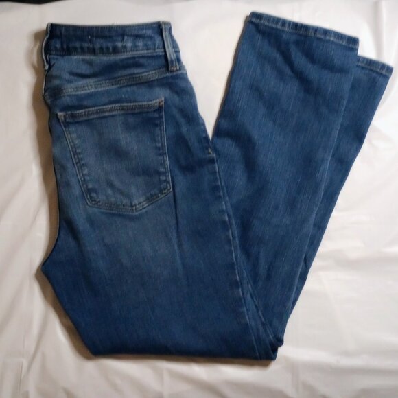 Size 4/27 R Universal Thread Straight Leg Jeans Great Condition - Picture 3 of 3